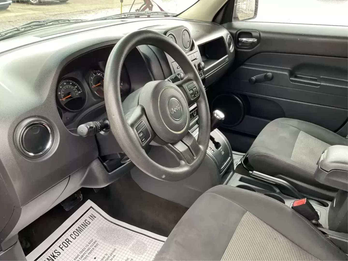 2016 Jeep Patriot Sport 2WD (1C4NJPBA4GD) with an 2.0L L4 DOHC 16V engine, located at 401 Woodman Dr, Riverside, OH, 45431, (937) 908-9800, 39.760899, -84.123421 - Photo#8