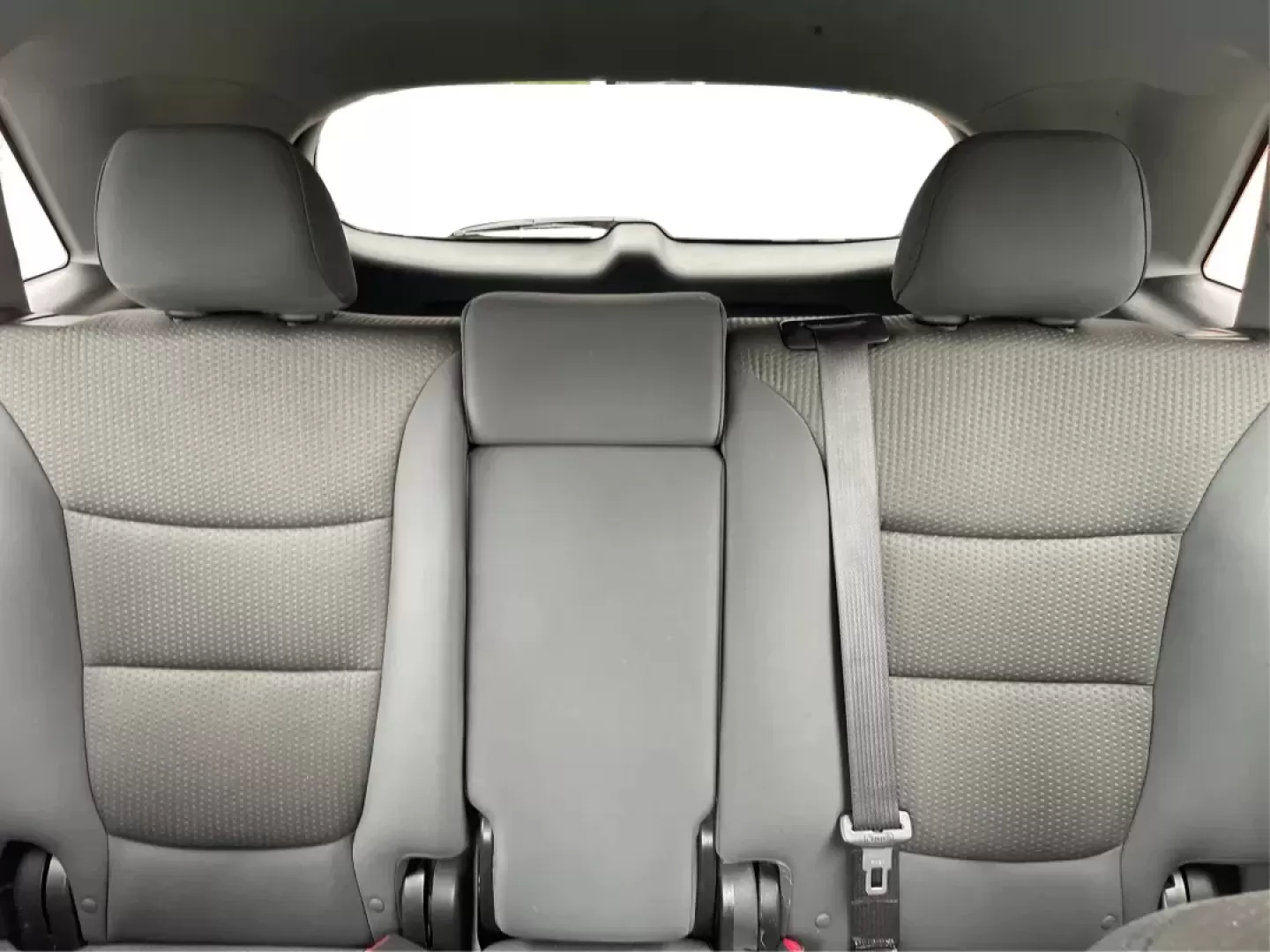 2013 Kia Sorento LX (5XYKT3A61DG) with an 2.4L I-4 gasoline direct injection engine, located at 401 Woodman Dr, Riverside, OH, 45431, (937) 908-9800, 39.760899, -84.123421 - 2013 Kia Sorento LX - Photo#13