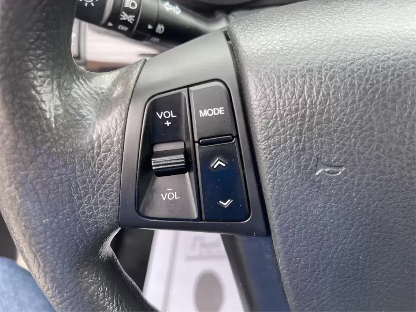 2013 Kia Sorento LX (5XYKT3A61DG) with an 2.4L I-4 gasoline direct injection engine, located at 401 Woodman Dr, Riverside, OH, 45431, (937) 908-9800, 39.760899, -84.123421 - 2013 Kia Sorento LX - Photo#15