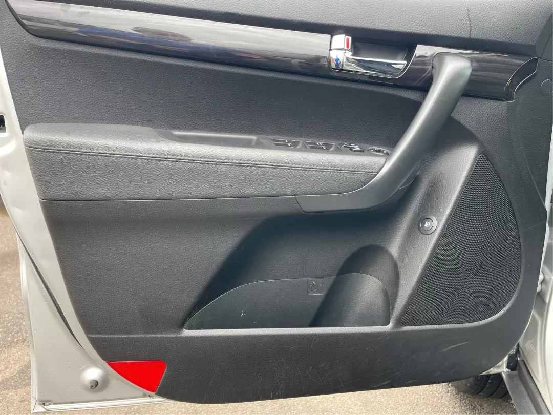 2013 Kia Sorento LX (5XYKT3A61DG) with an 2.4L I-4 gasoline direct injection engine, located at 401 Woodman Dr, Riverside, OH, 45431, (937) 908-9800, 39.760899, -84.123421 - 2013 Kia Sorento LX - Photo#18