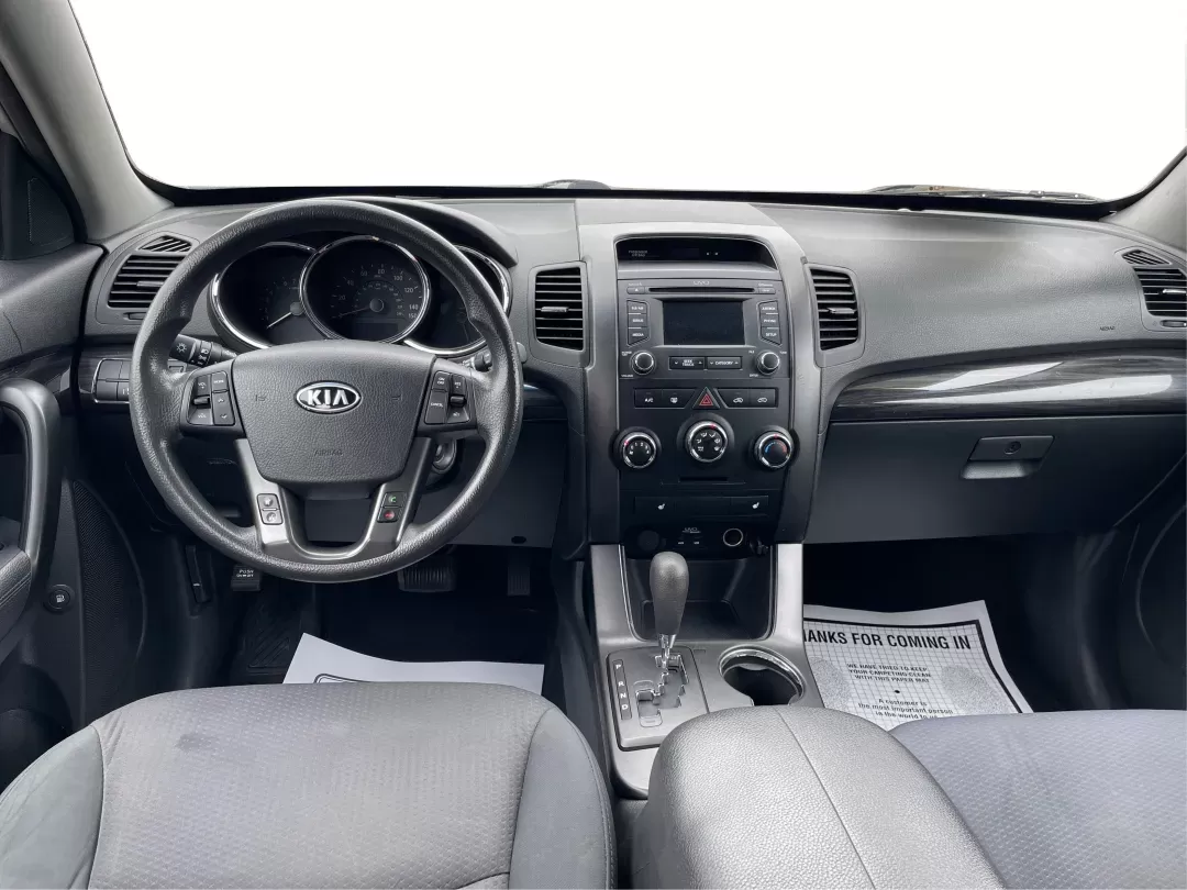 2013 Kia Sorento LX (5XYKT3A61DG) with an 2.4L I-4 gasoline direct injection engine, located at 401 Woodman Dr, Riverside, OH, 45431, (937) 908-9800, 39.760899, -84.123421 - 2013 Kia Sorento LX - Photo#20