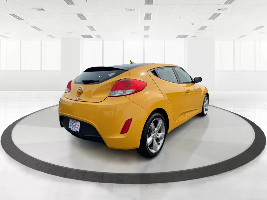 2015 Hyundai Veloster Base (KMHTC6AD3FU) with an Other engine, located at 1184 Kauffman Ave, Fairborn, OH, 45324, (937) 908-9800, 39.807072, -84.030914 - Photo#2