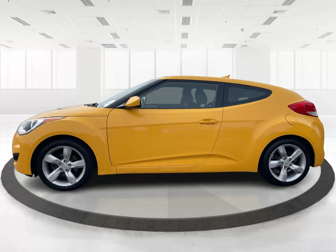 2015 Hyundai Veloster Base (KMHTC6AD3FU) with an Other engine, located at 1184 Kauffman Ave, Fairborn, OH, 45324, (937) 908-9800, 39.807072, -84.030914 - Photo#6