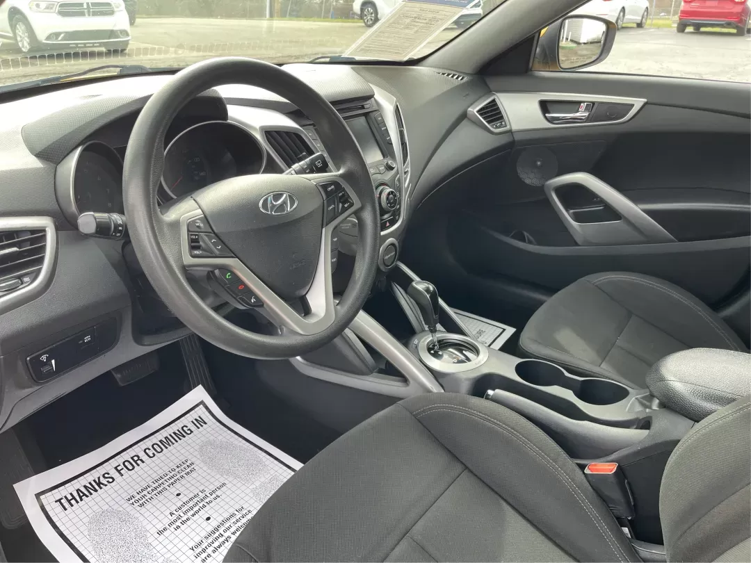 2015 Hyundai Veloster Base (KMHTC6AD3FU) with an Other engine, located at 1184 Kauffman Ave, Fairborn, OH, 45324, (937) 908-9800, 39.807072, -84.030914 - Photo#9