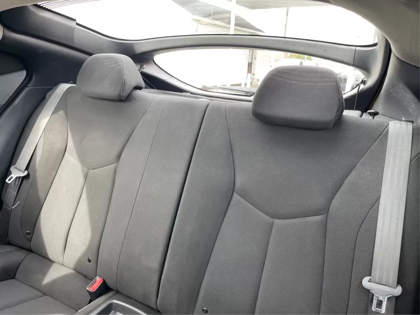 2015 Hyundai Veloster Base (KMHTC6AD3FU) with an Other engine, located at 1184 Kauffman Ave, Fairborn, OH, 45324, (937) 908-9800, 39.807072, -84.030914 - 2015 Hyundai Veloster Base - Photo#9