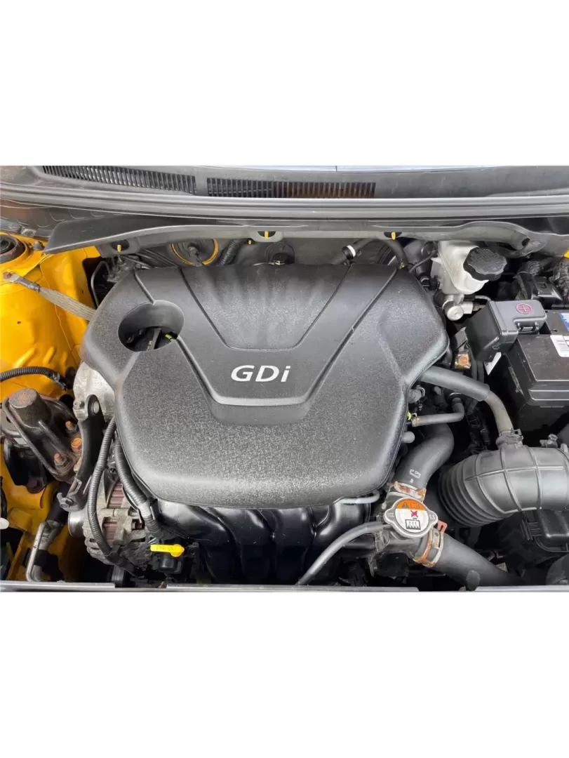 2015 Hyundai Veloster Base (KMHTC6AD3FU) with an Other engine, located at 1184 Kauffman Ave, Fairborn, OH, 45324, (937) 908-9800, 39.807072, -84.030914 - 2015 Hyundai Veloster Base - Photo#10