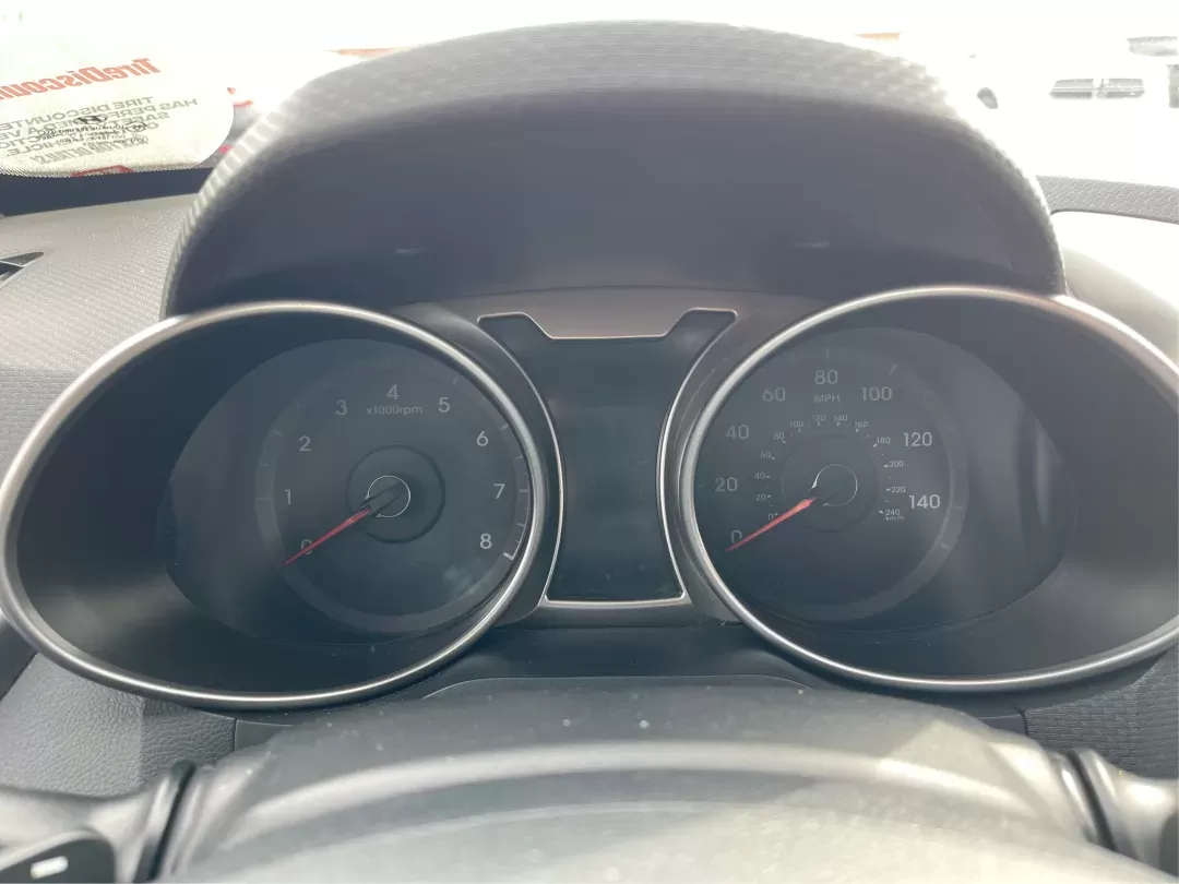 2015 Hyundai Veloster Base (KMHTC6AD3FU) with an Other engine, located at 1184 Kauffman Ave, Fairborn, OH, 45324, (937) 908-9800, 39.807072, -84.030914 - Photo#14