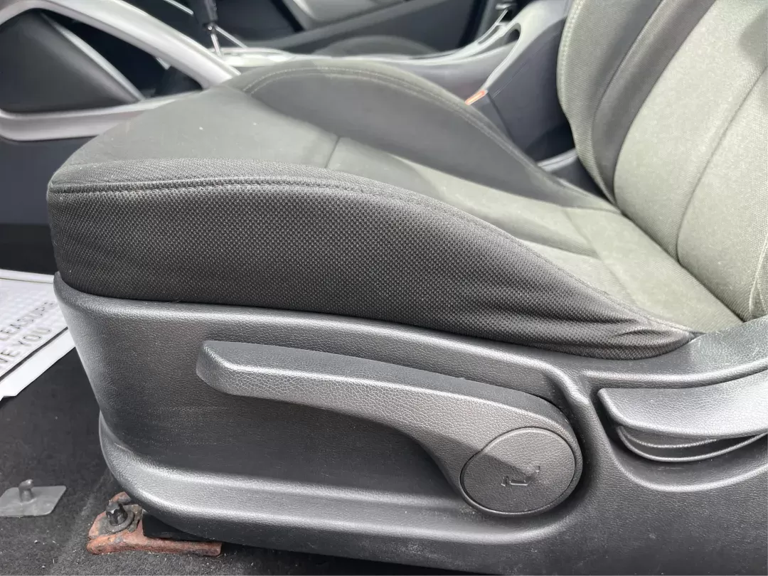 2015 Hyundai Veloster Base (KMHTC6AD3FU) with an Other engine, located at 1184 Kauffman Ave, Fairborn, OH, 45324, (937) 908-9800, 39.807072, -84.030914 - Photo#17