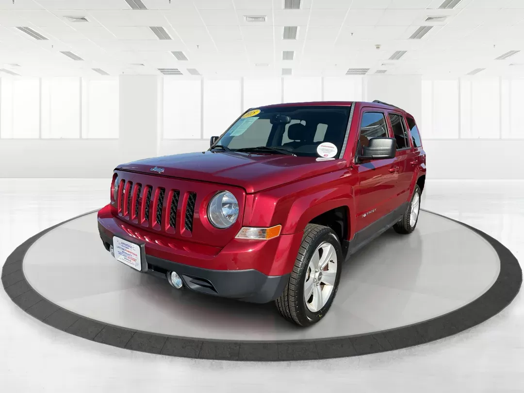 2015 Jeep Patriot Latitude (1C4NJRFB2FD) with an 2.4L I-4 DOHC engine, located at 1099 N County Rd 25A , Troy, OH, 45373, (937) 908-9800, 40.057079, -84.212883 - 2015 Jeep Patriot Latitude - Photo#6