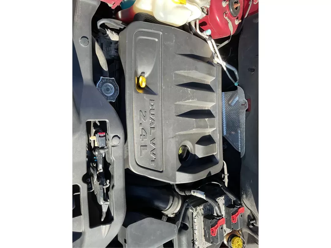 2015 Jeep Patriot Latitude (1C4NJRFB2FD) with an 2.4L I-4 DOHC engine, located at 1099 N County Rd 25A , Troy, OH, 45373, (937) 908-9800, 40.057079, -84.212883 - 2015 Jeep Patriot Latitude - Photo#9