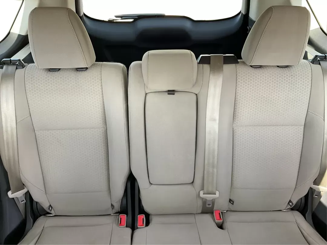 2017 Ford Escape SE (1FMCU0G9XHU) with an EcoBoost 1.5L I-4 gasoline direct injection engine, located at 4508 South Dixie Dr, Moraine, OH, 45439, (937) 908-9800, 39.689976, -84.218452 - 2017 Ford Escape SE - Photo#12