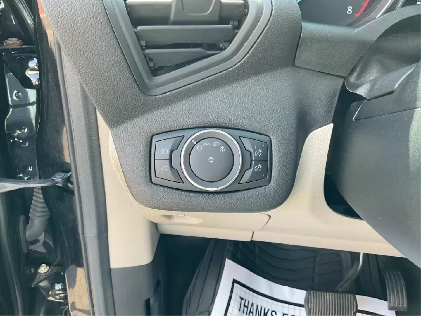 2017 Ford Escape SE (1FMCU0G9XHU) with an EcoBoost 1.5L I-4 gasoline direct injection engine, located at 4508 South Dixie Dr, Moraine, OH, 45439, (937) 908-9800, 39.689976, -84.218452 - Photo#15