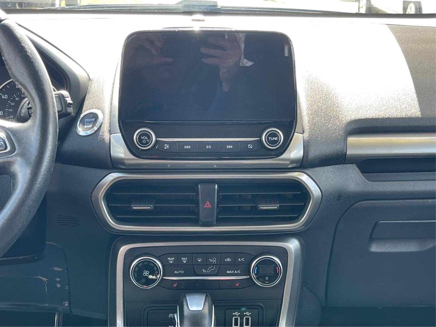 2018 Ford EcoSport SE (MAJ3P1TE9JC) with an Other engine, located at 1099 N County Rd 25A, Troy, OH, 45373, (937) 908-9800, 40.057079, -84.212883 - Photo#12