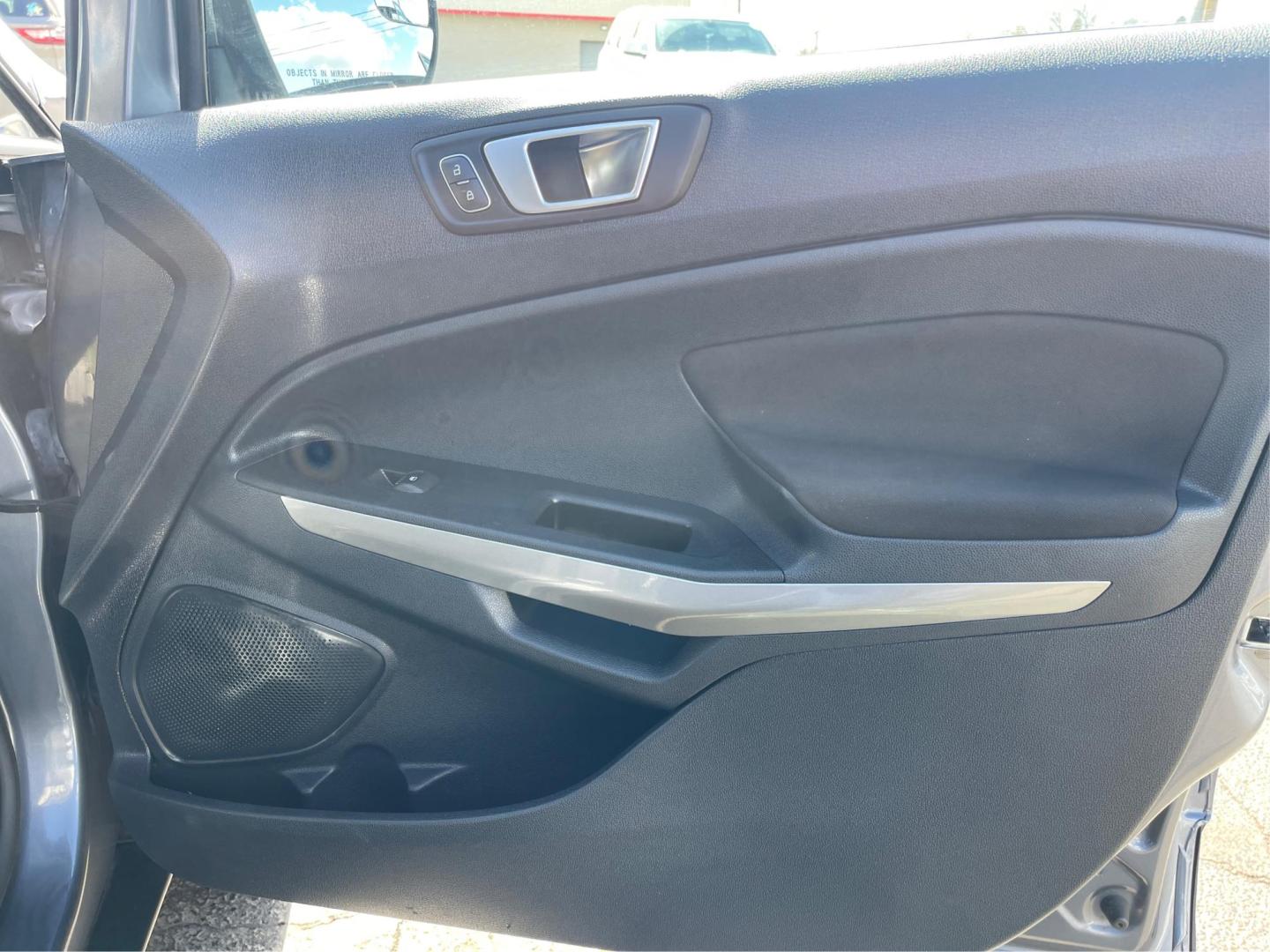 2018 Ford EcoSport SE (MAJ3P1TE9JC) with an Other engine, located at 1099 N County Rd 25A, Troy, OH, 45373, (937) 908-9800, 40.057079, -84.212883 - Photo#19