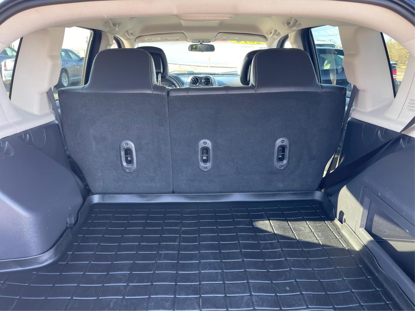 2014 Jeep Compass Latitude (1C4NJDEB7ED) with an Other engine, located at 8750 N County Rd 25A, Piqua, OH, 45356, (937) 908-9800, 40.164391, -84.232513 - Photo#11