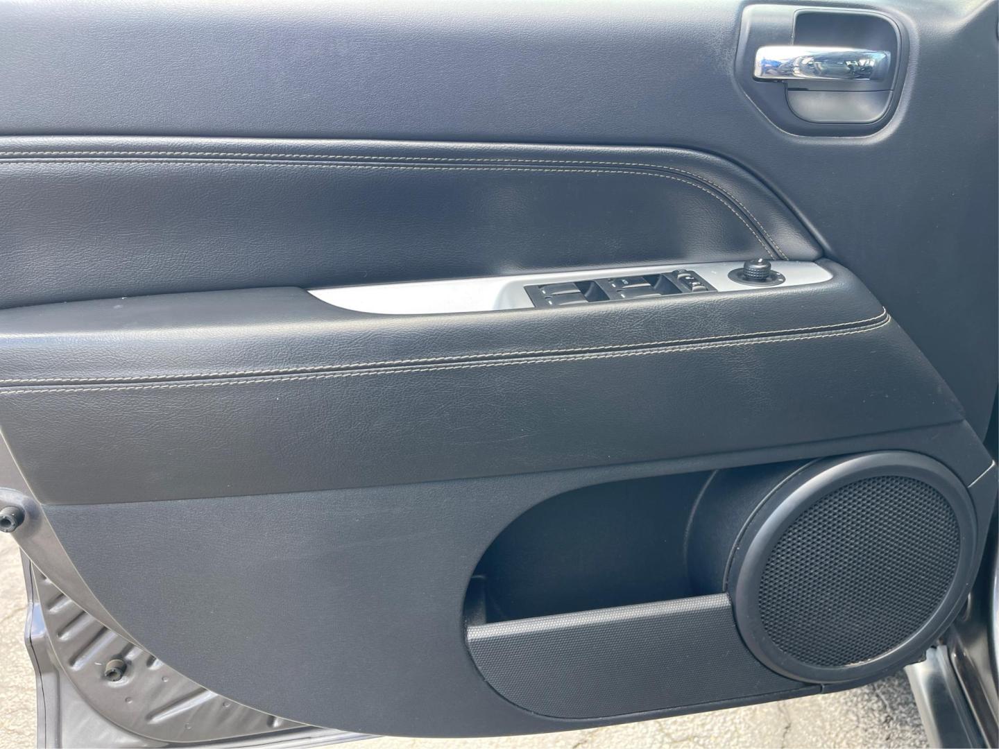2016 Jeep Compass High Altitude Edition (1C4NJCEA4GD) with an 2L I-4 DOHC engine, located at 401 Woodman Dr, Riverside, OH, 45431, (937) 908-9800, 39.760899, -84.123421 - Photo#17
