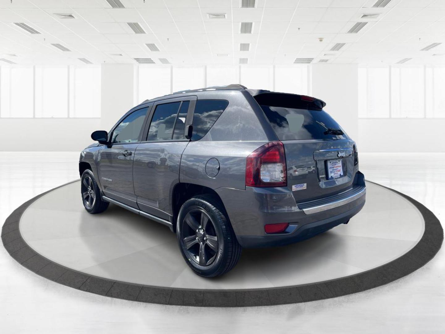 2016 Jeep Compass High Altitude Edition (1C4NJCEA4GD) with an 2L I-4 DOHC engine, located at 401 Woodman Dr, Riverside, OH, 45431, (937) 908-9800, 39.760899, -84.123421 - Photo#4