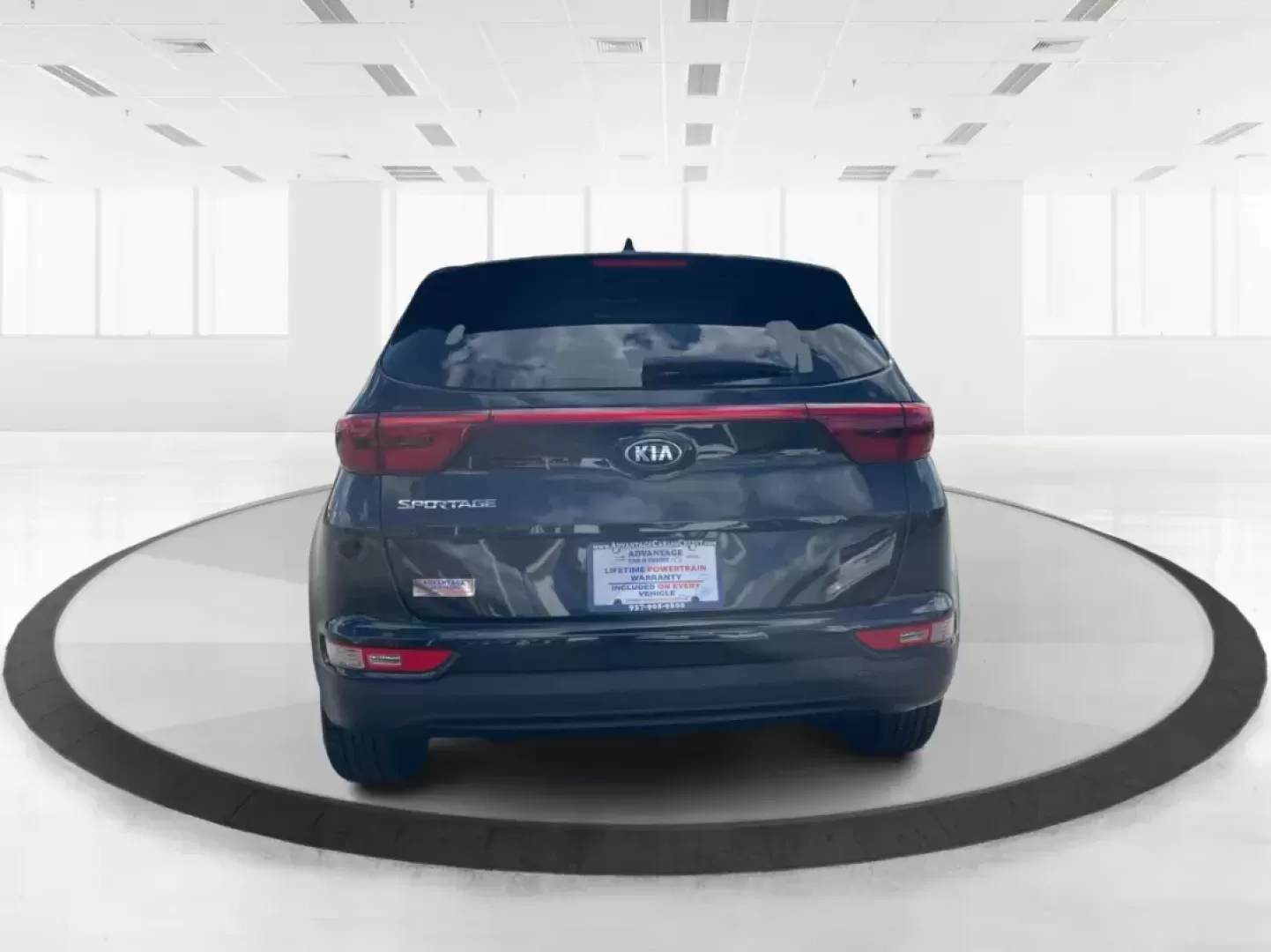 2019 Kia Sportage LX (KNDPMCACXK7) with an Theta II 2.4L I-4 gasoline direct injection engine, located at 8750 N County Rd 25A, Piqua, OH, 45356, (937) 908-9800, 40.164391, -84.232513 - Photo#3