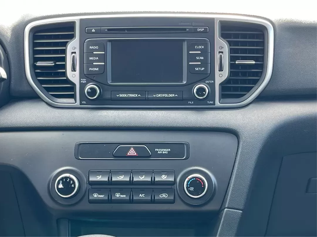 2019 Kia Sportage LX (KNDPMCACXK7) with an Theta II 2.4L I-4 gasoline direct injection engine, located at 8750 N County Rd 25A, Piqua, OH, 45356, (937) 908-9800, 40.164391, -84.232513 - Photo#12