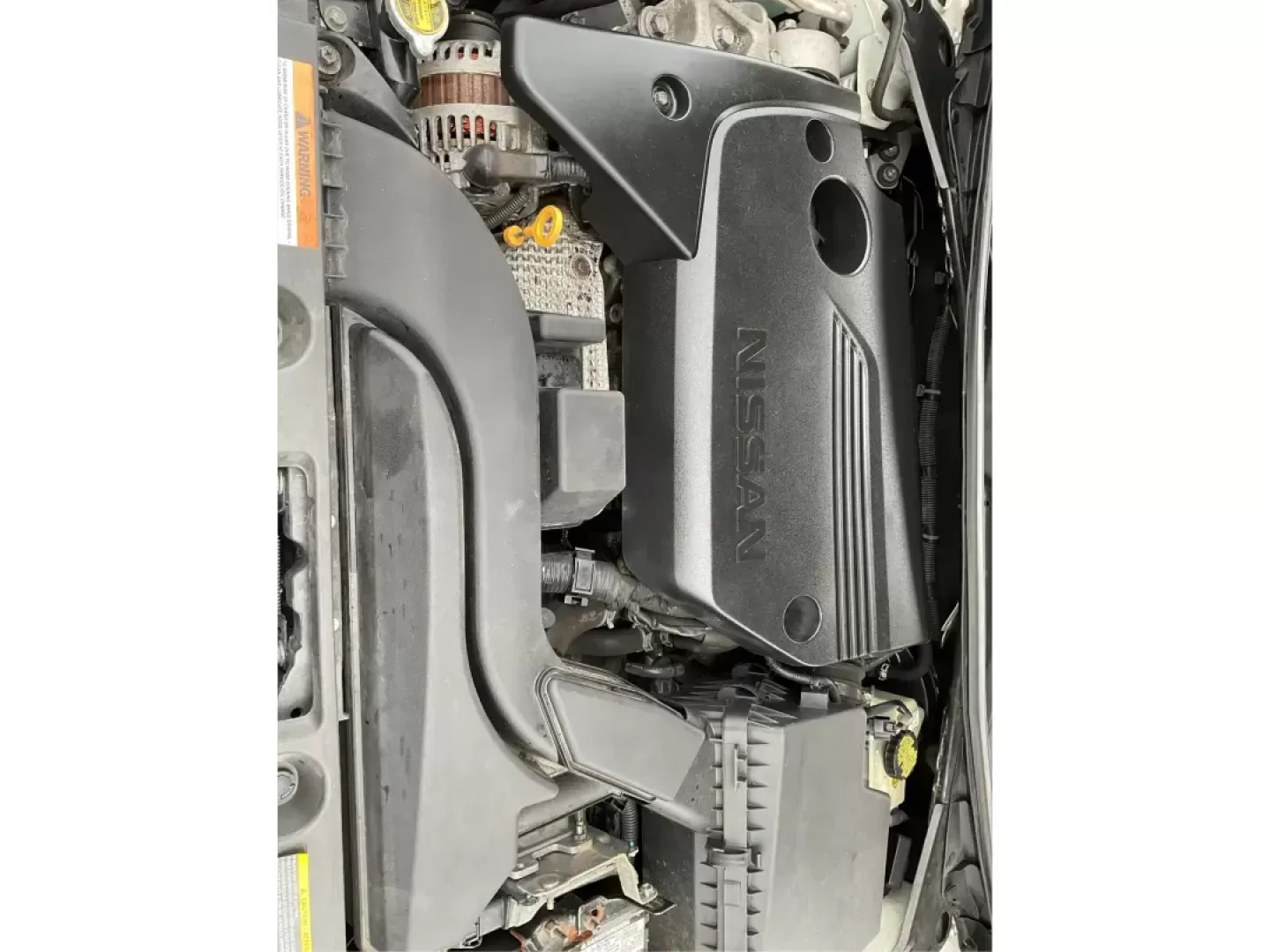 2016 Nissan Altima 2.5 S (1N4AL3AP7GN) with an 2.5L I-4 DOHC engine, located at 1951 S Dayton Lakeview Rd., New Carlisle, OH, 45344, (937) 908-9800, 39.890999, -84.050255 - Photo#10