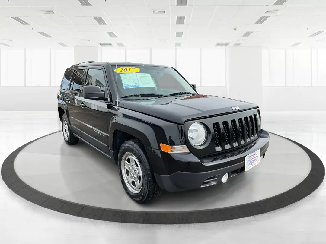 2017 Jeep Patriot Sport FWD (1C4NJPBAXHD) with an 2.4L I-4 DOHC engine, located at 4508 South Dixie Dr, Moraine, OH, 45439, (937) 908-9800, 39.689976, -84.218452 - 2017 Jeep Patriot Sport FWD - Photo#0
