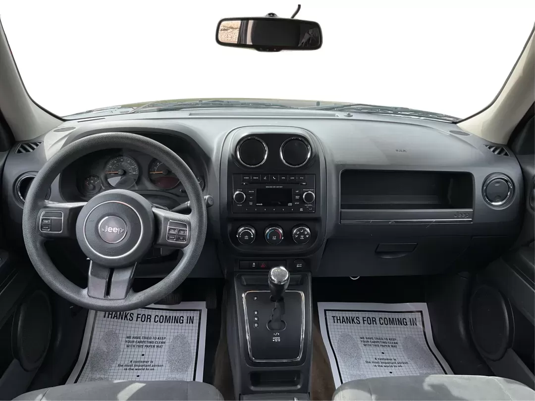 2017 Jeep Patriot Sport FWD (1C4NJPBAXHD) with an 2.4L I-4 DOHC engine, located at 4508 South Dixie Dr, Moraine, OH, 45439, (937) 908-9800, 39.689976, -84.218452 - 2017 Jeep Patriot Sport FWD - Photo#19