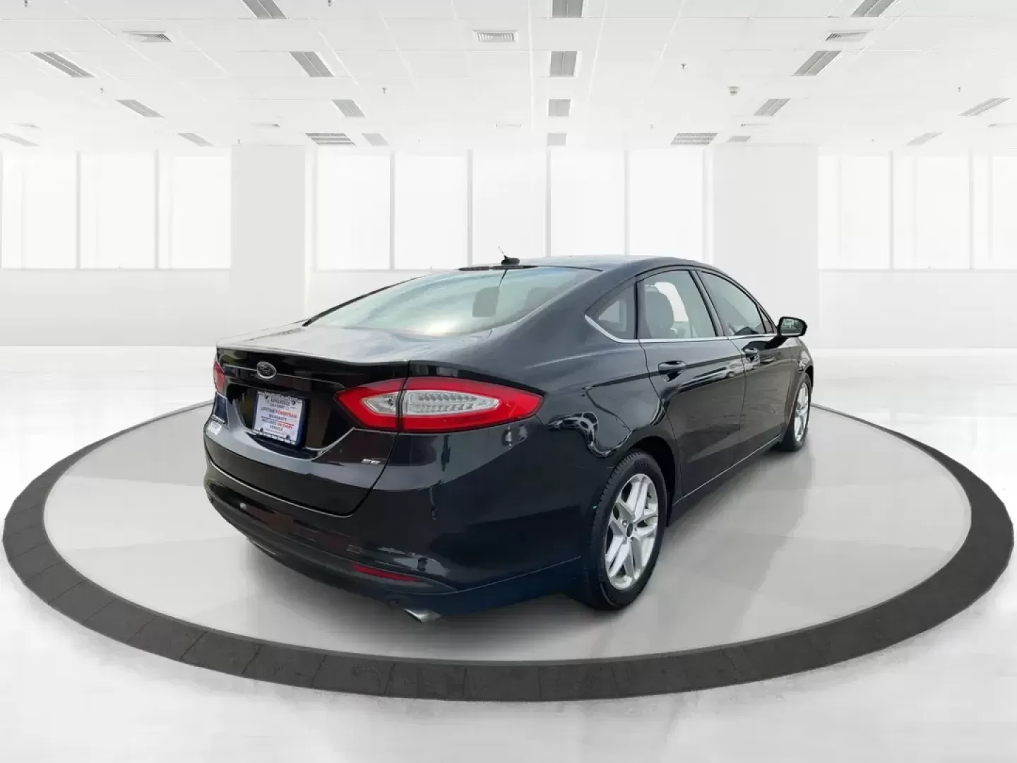 2014 Ford Fusion SE (3FA6P0H79ER) with an Duratec 2.5L I-4 DOHC engine, located at 1951 S Dayton Lakeview Rd., New Carlisle, OH, 45344, (937) 908-9800, 39.890999, -84.050255 - Photo#2