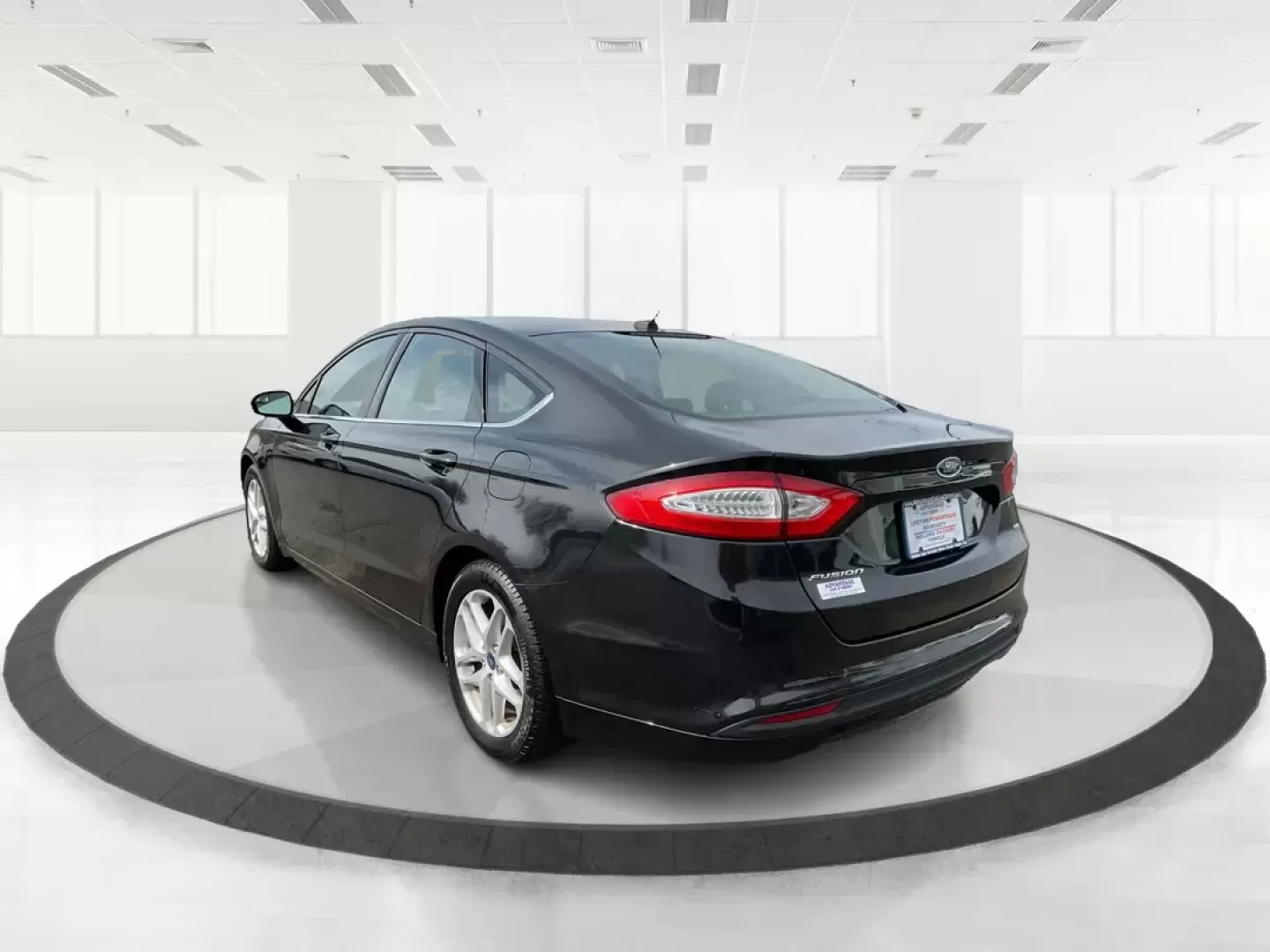 2014 Ford Fusion SE (3FA6P0H79ER) with an Duratec 2.5L I-4 DOHC engine, located at 1951 S Dayton Lakeview Rd., New Carlisle, OH, 45344, (937) 908-9800, 39.890999, -84.050255 - Photo#4