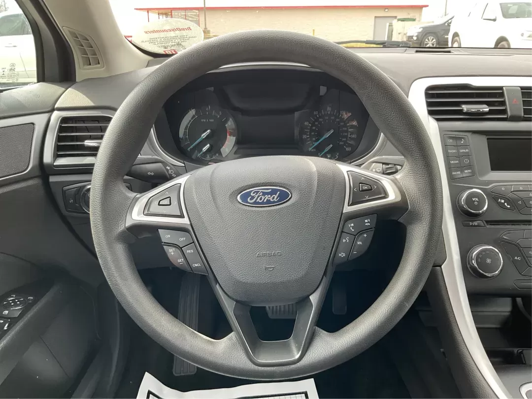 2014 Ford Fusion SE (3FA6P0H79ER) with an Duratec 2.5L I-4 DOHC engine, located at 1951 S Dayton Lakeview Rd., New Carlisle, OH, 45344, (937) 908-9800, 39.890999, -84.050255 - Photo#15