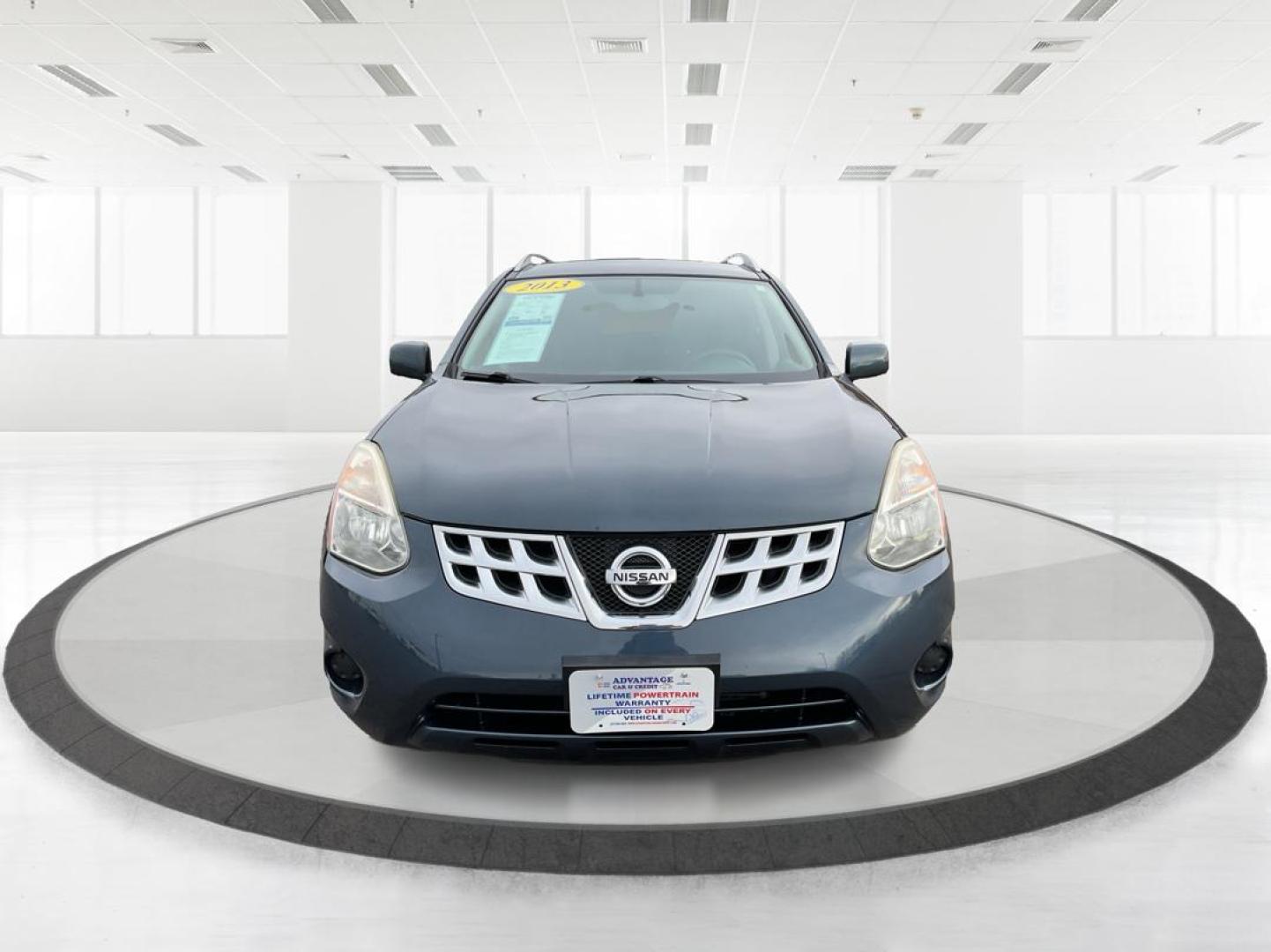 2013 Nissan Rogue SV (JN8AS5MV7DW) with an 2.5L I-4 DOHC engine, located at 1230 East Main St, Xenia, OH, 45385, (937) 908-9800, 39.688026, -83.910172 - Photo#6