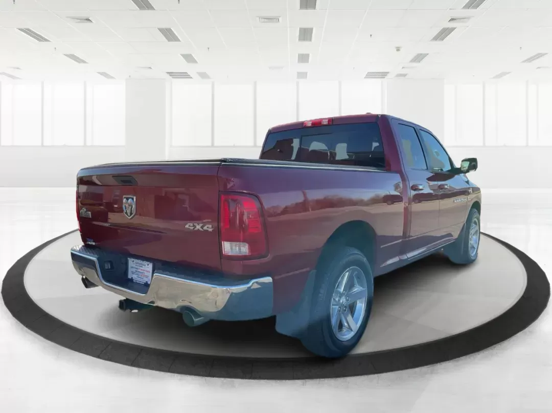 2012 Ram 1500 SLT (1C6RD7GT9CS) with an HEMI 5.7L V-8 variable valve control engine, located at 1951 S Dayton Lakeview Rd., New Carlisle, OH, 45344, (937) 908-9800, 39.890999, -84.050255 - 2012 Ram 1500 SLT - Photo#2