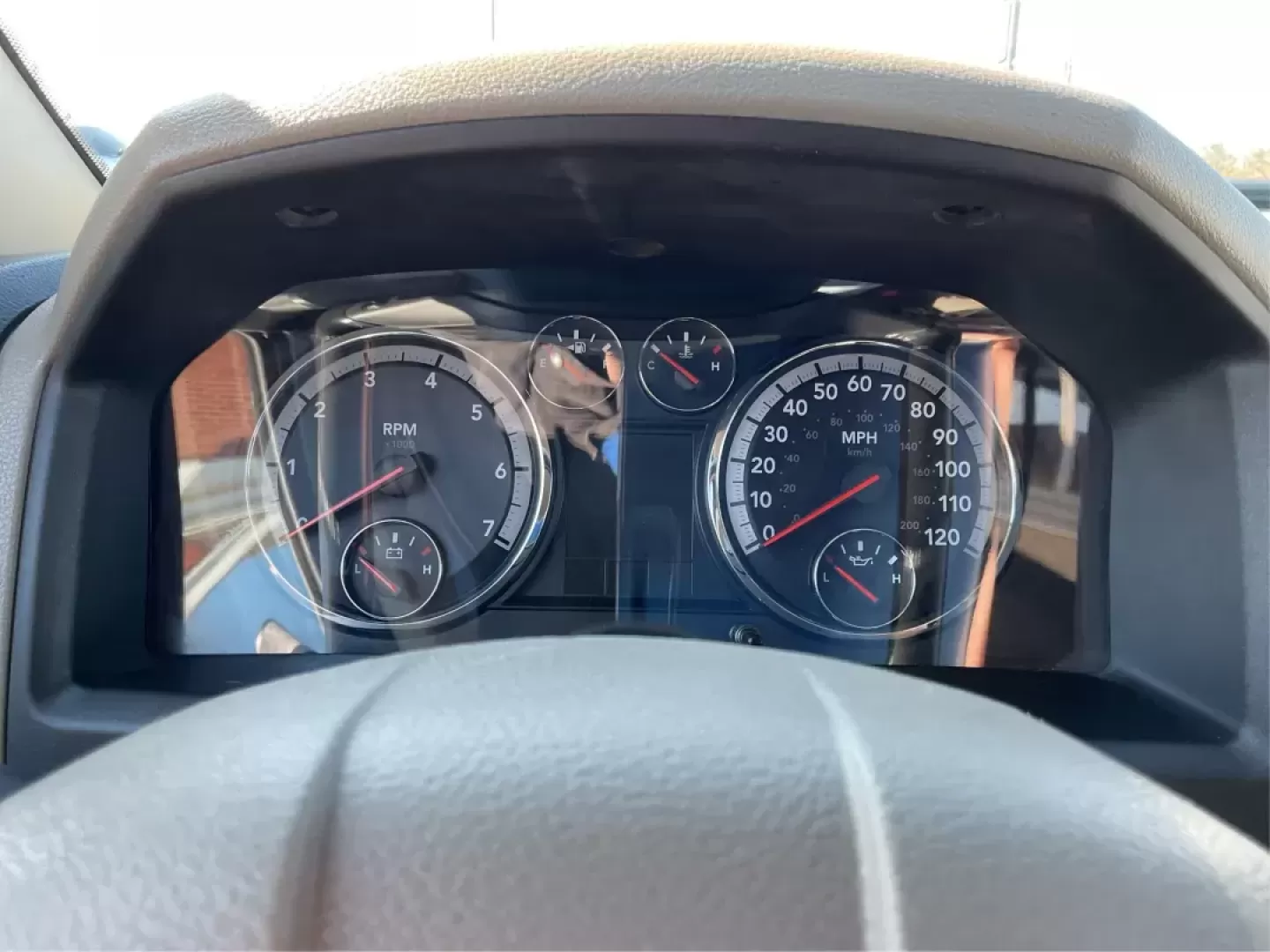 2012 Ram 1500 SLT (1C6RD7GT9CS) with an HEMI 5.7L V-8 variable valve control engine, located at 1951 S Dayton Lakeview Rd., New Carlisle, OH, 45344, (937) 908-9800, 39.890999, -84.050255 - 2012 Ram 1500 SLT - Photo#13