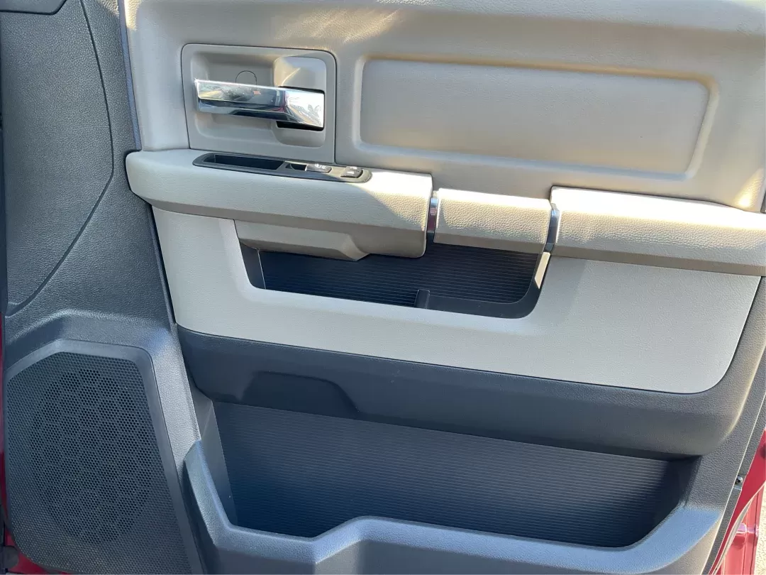 2012 Ram 1500 SLT (1C6RD7GT9CS) with an HEMI 5.7L V-8 variable valve control engine, located at 1951 S Dayton Lakeview Rd., New Carlisle, OH, 45344, (937) 908-9800, 39.890999, -84.050255 - 2012 Ram 1500 SLT - Photo#18