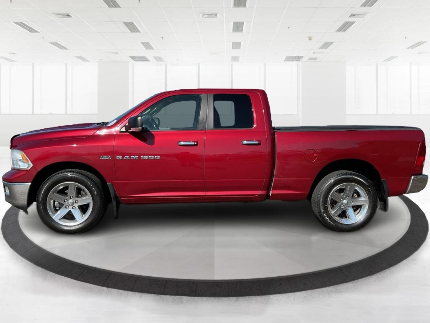2012 Ram 1500 SLT (1C6RD7GT9CS) with an HEMI 5.7L V-8 variable valve control engine, located at 8750 N County Rd 25A, Piqua, OH, 45356, (937) 908-9800, 40.164391, -84.232513 - 2012 Ram 1500 SLT - Photo#5