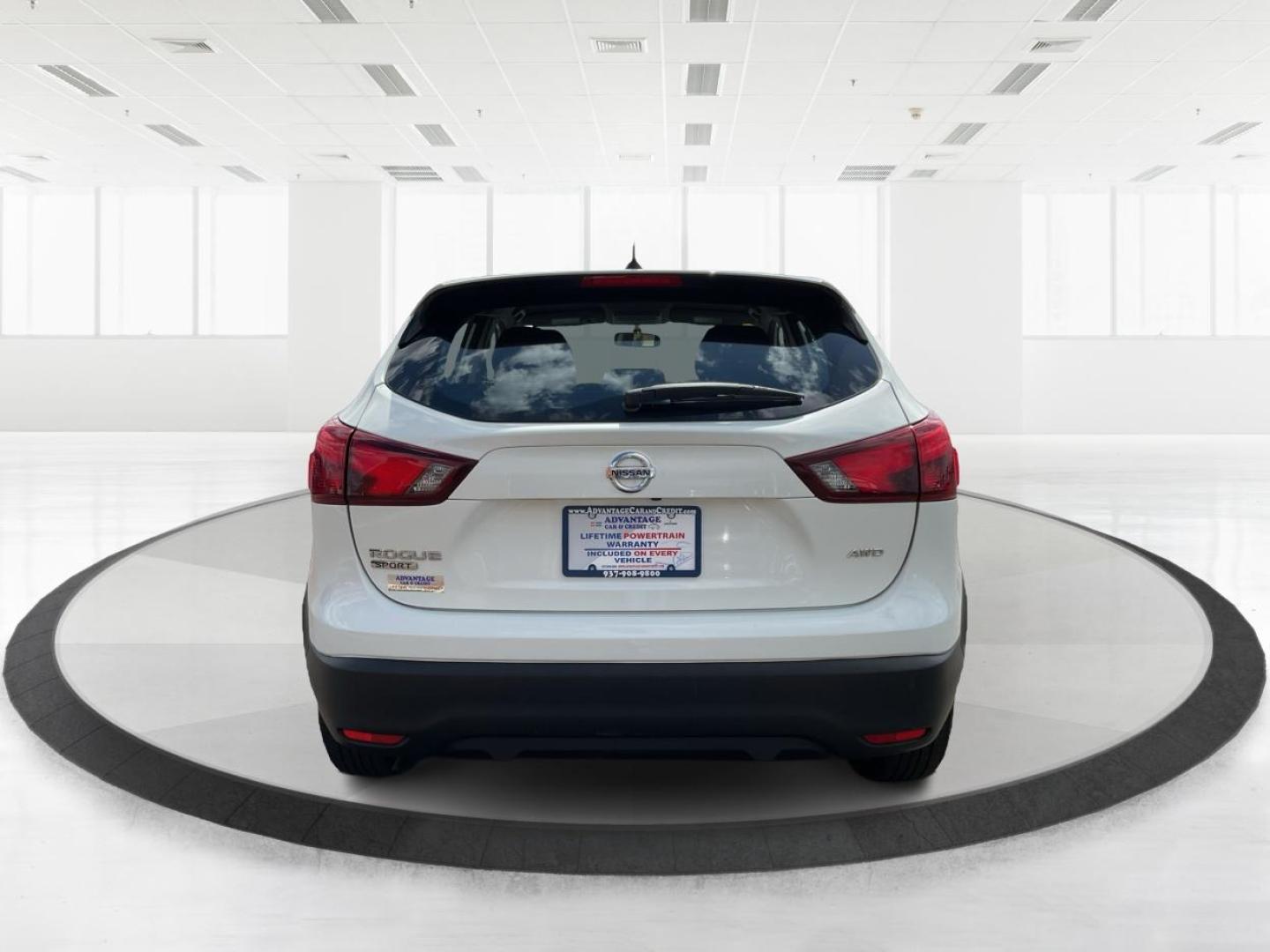 2018 Nissan Rogue Sport S (JN1BJ1CRXJW) with an 2L I-4 gasoline direct injection engine, located at 1951 S Dayton Lakeview Rd., New Carlisle, OH, 45344, (937) 908-9800, 39.890999, -84.050255 - 2018 Nissan Rogue Sport S - Photo#3