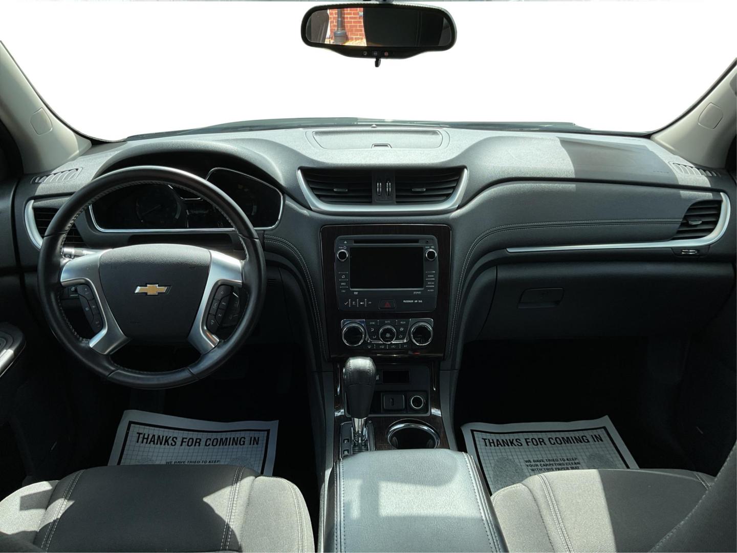 2016 Chevrolet Traverse 1LT (1GNKRGKD2GJ) with an 3.6L V-6 gasoline direct injection engine, located at 1184 Kauffman Ave, Fairborn, OH, 45324, (937) 908-9800, 39.807072, -84.030914 - Photo#20