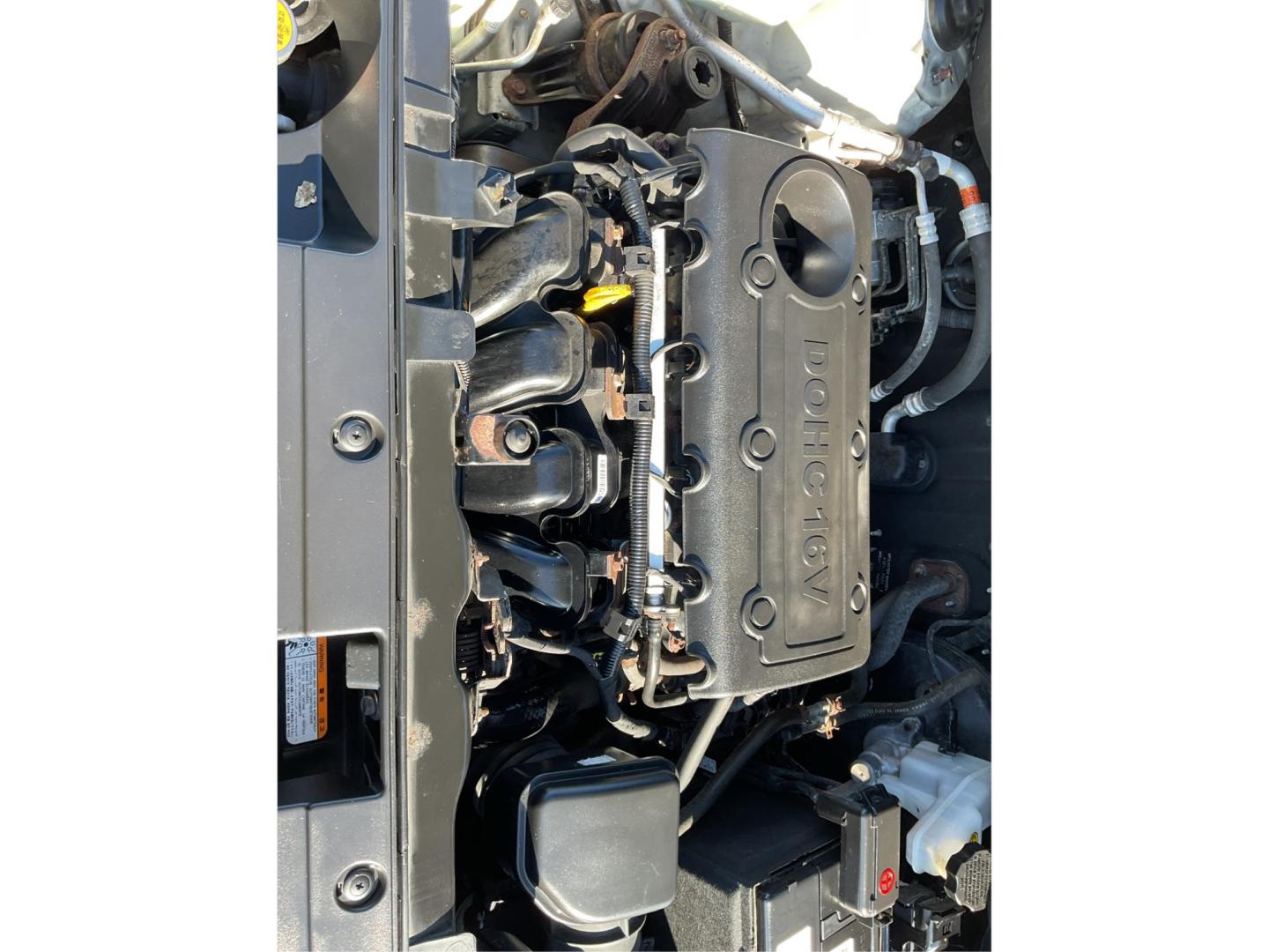 2012 Kia Sportage LX (KNDPB3A21C7) with an 2.4L I-4 DOHC engine, located at 401 Woodman Dr, Riverside, OH, 45431, (937) 908-9800, 39.760899, -84.123421 - Photo#10