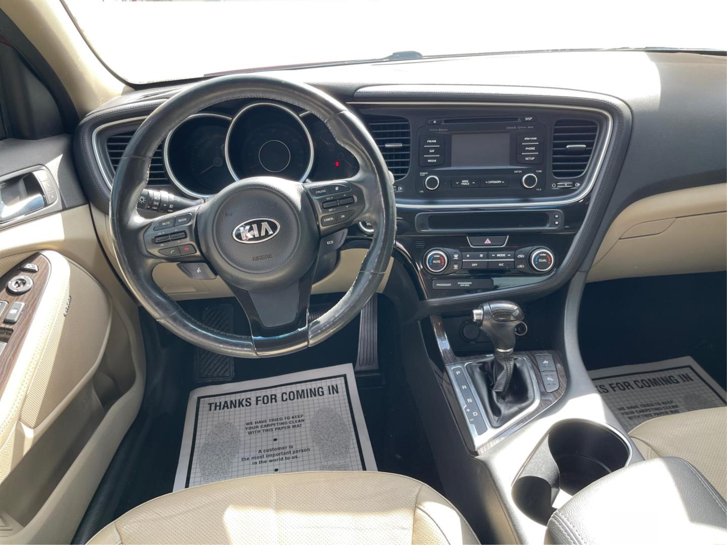 2014 Kia Optima EX (5XXGN4A70EG) with an Theta II 2.4L I-4 gasoline direct injection engine, located at 1184 Kauffman Ave, Fairborn, OH, 45324, (937) 908-9800, 39.807072, -84.030914 - Photo#20