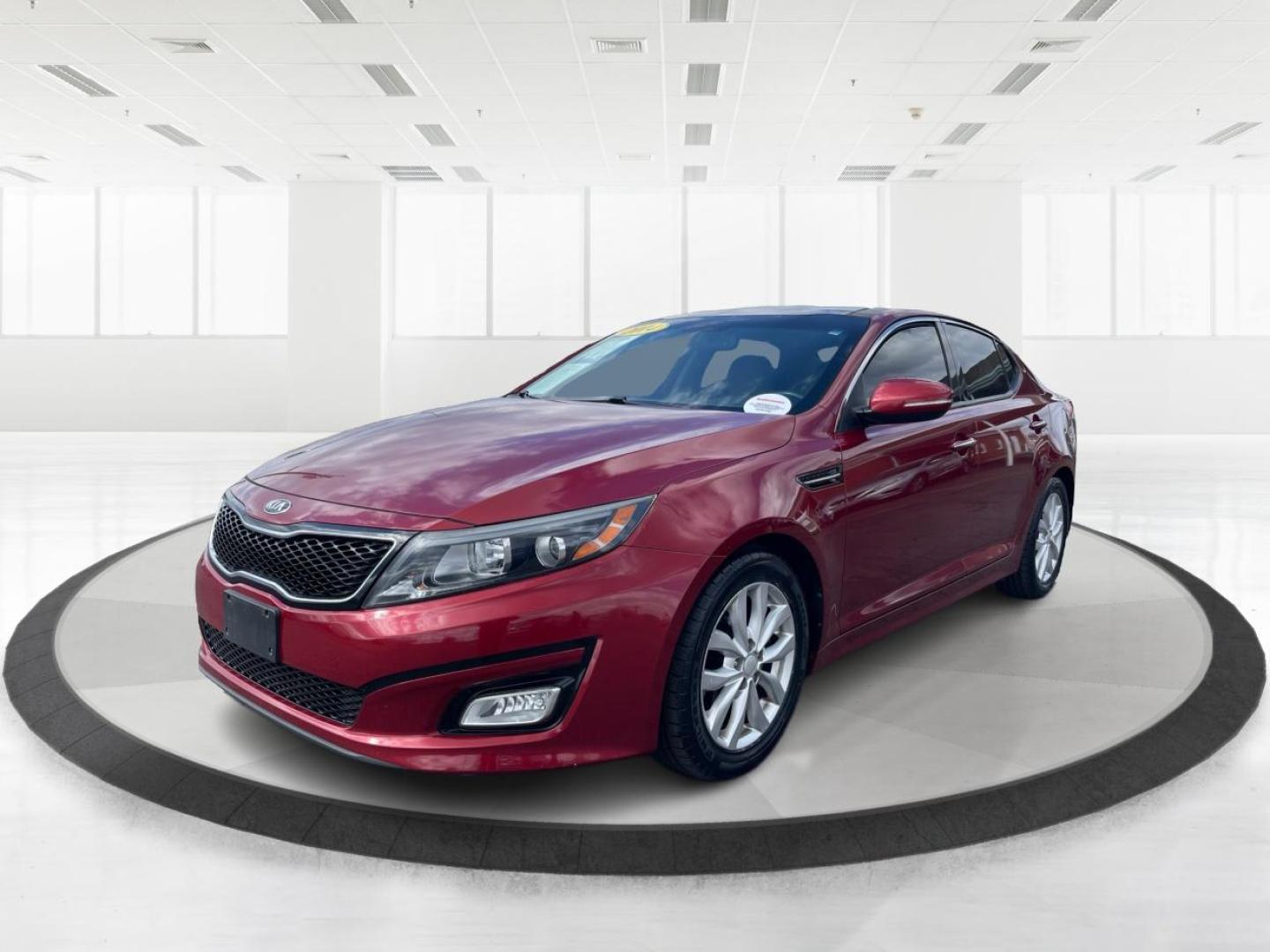 2014 Kia Optima EX (5XXGN4A70EG) with an Theta II 2.4L I-4 gasoline direct injection engine, located at 1184 Kauffman Ave, Fairborn, OH, 45324, (937) 908-9800, 39.807072, -84.030914 - Photo#7