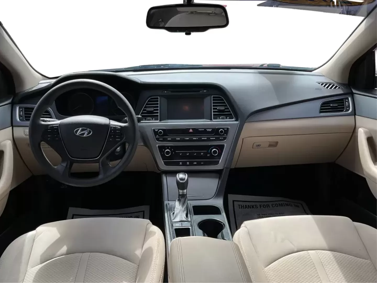 2016 Hyundai Sonata SE (5NPE24AF9GH) with an 2.4L I-4 gasoline direct injection engine, located at 1230 East Main St, Xenia, OH, 45385, (937) 908-9800, 39.688026, -83.910172 - 2016 Hyundai Sonata SE - Photo#18