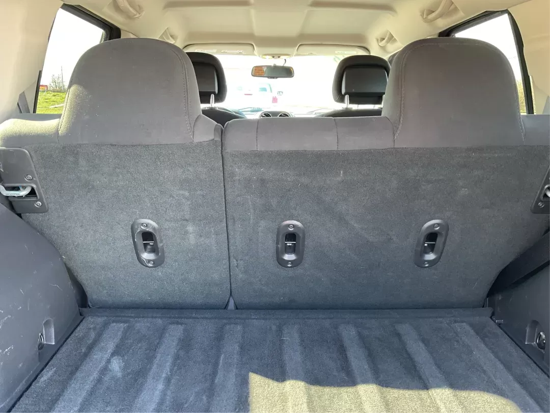 2016 Jeep Patriot Sport (1C4NJRBB0GD) with an 2.4L I-4 DOHC engine, located at 8750 N County Rd 25A, Piqua, OH, 45356, (937) 908-9800, 40.164391, -84.232513 - Photo#9