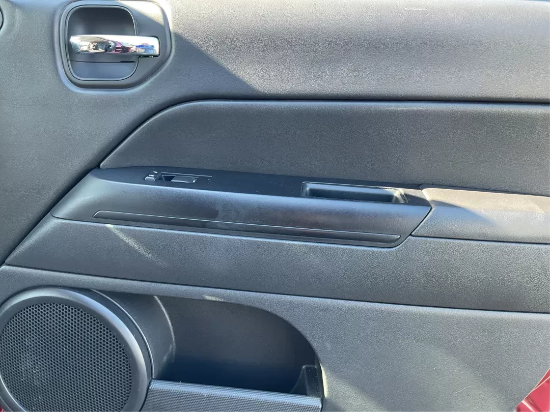 2016 Jeep Patriot Sport (1C4NJRBB0GD) with an 2.4L I-4 DOHC engine, located at 8750 N County Rd 25A, Piqua, OH, 45356, (937) 908-9800, 40.164391, -84.232513 - Photo#15