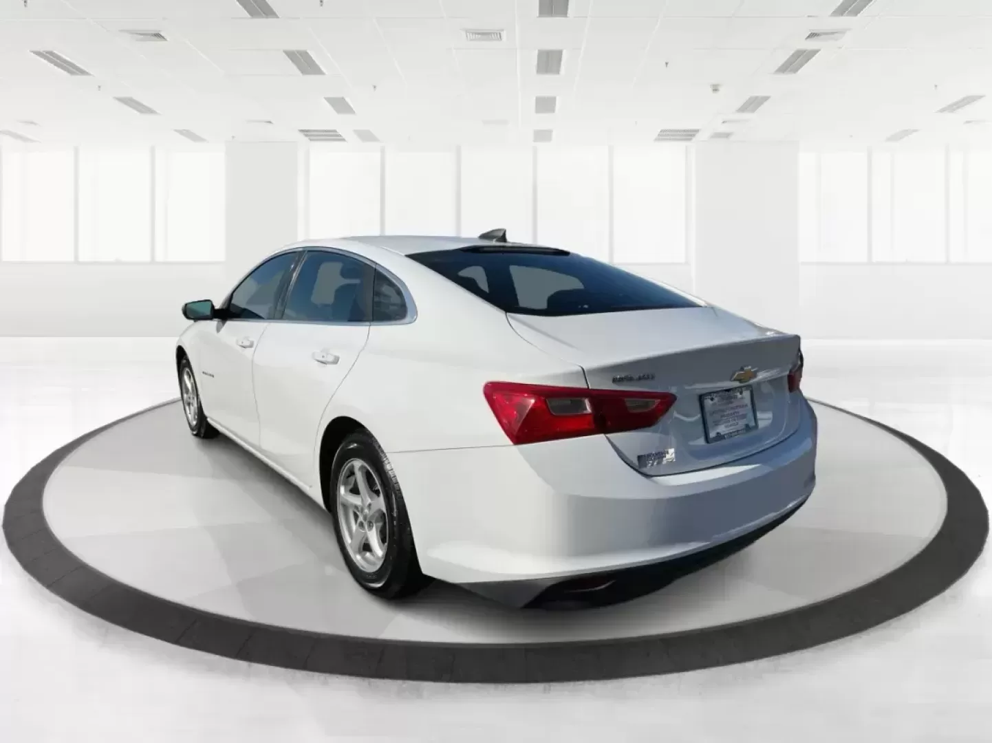 2016 Chevrolet Malibu LS (1G1ZB5ST7GF) with an ECOTEC 1.5L I-4 gasoline direct injection engine, located at 8750 N County Rd 25A, Piqua, OH, 45356, (937) 908-9800, 40.164391, -84.232513 - Photo#4