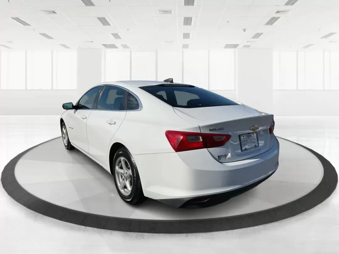 2016 Chevrolet Malibu LS (1G1ZB5ST7GF) with an ECOTEC 1.5L I-4 gasoline direct injection engine, located at 8750 N County Rd 25A, Piqua, OH, 45356, (937) 908-9800, 40.164391, -84.232513 - Photo#4