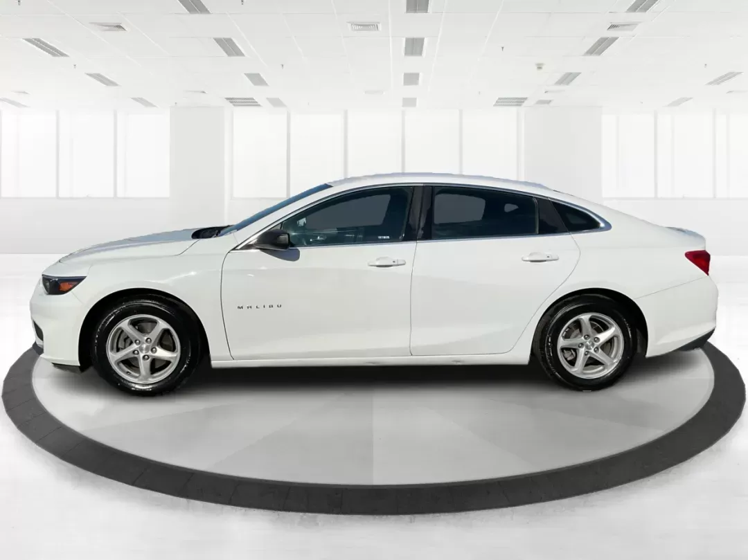 2016 Chevrolet Malibu LS (1G1ZB5ST7GF) with an ECOTEC 1.5L I-4 gasoline direct injection engine, located at 8750 N County Rd 25A, Piqua, OH, 45356, (937) 908-9800, 40.164391, -84.232513 - Photo#5