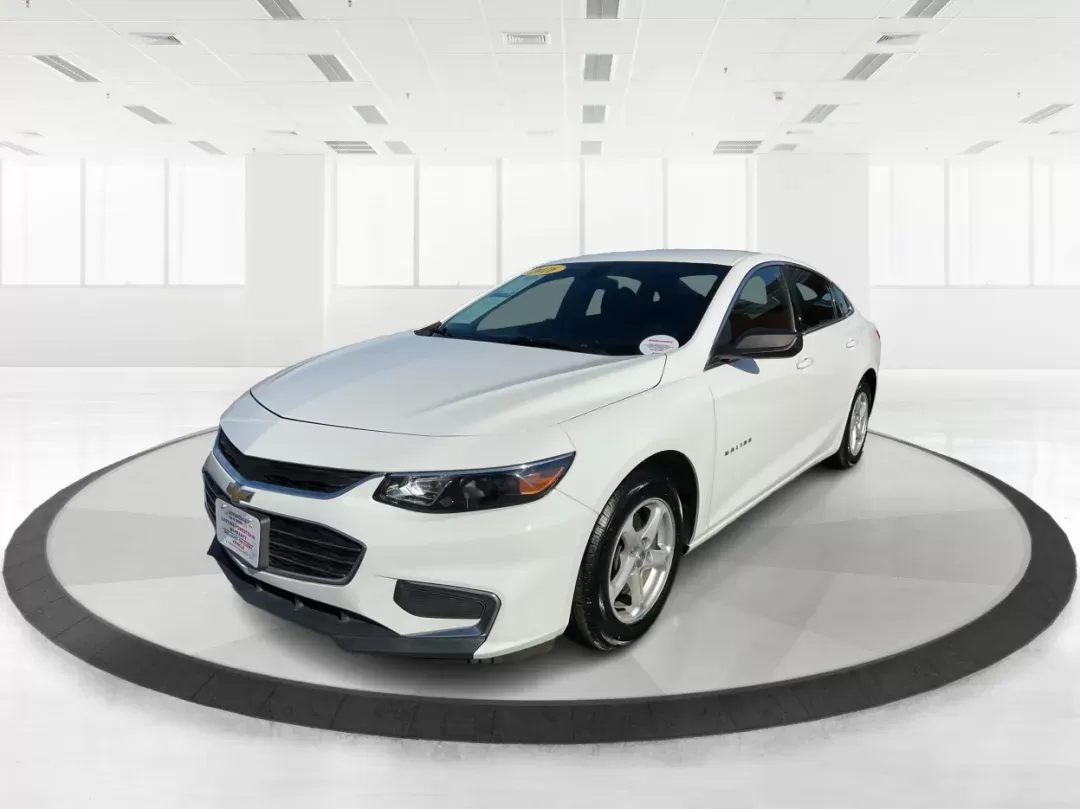 2016 Chevrolet Malibu LS (1G1ZB5ST7GF) with an ECOTEC 1.5L I-4 gasoline direct injection engine, located at 8750 N County Rd 25A, Piqua, OH, 45356, (937) 908-9800, 40.164391, -84.232513 - Photo#7