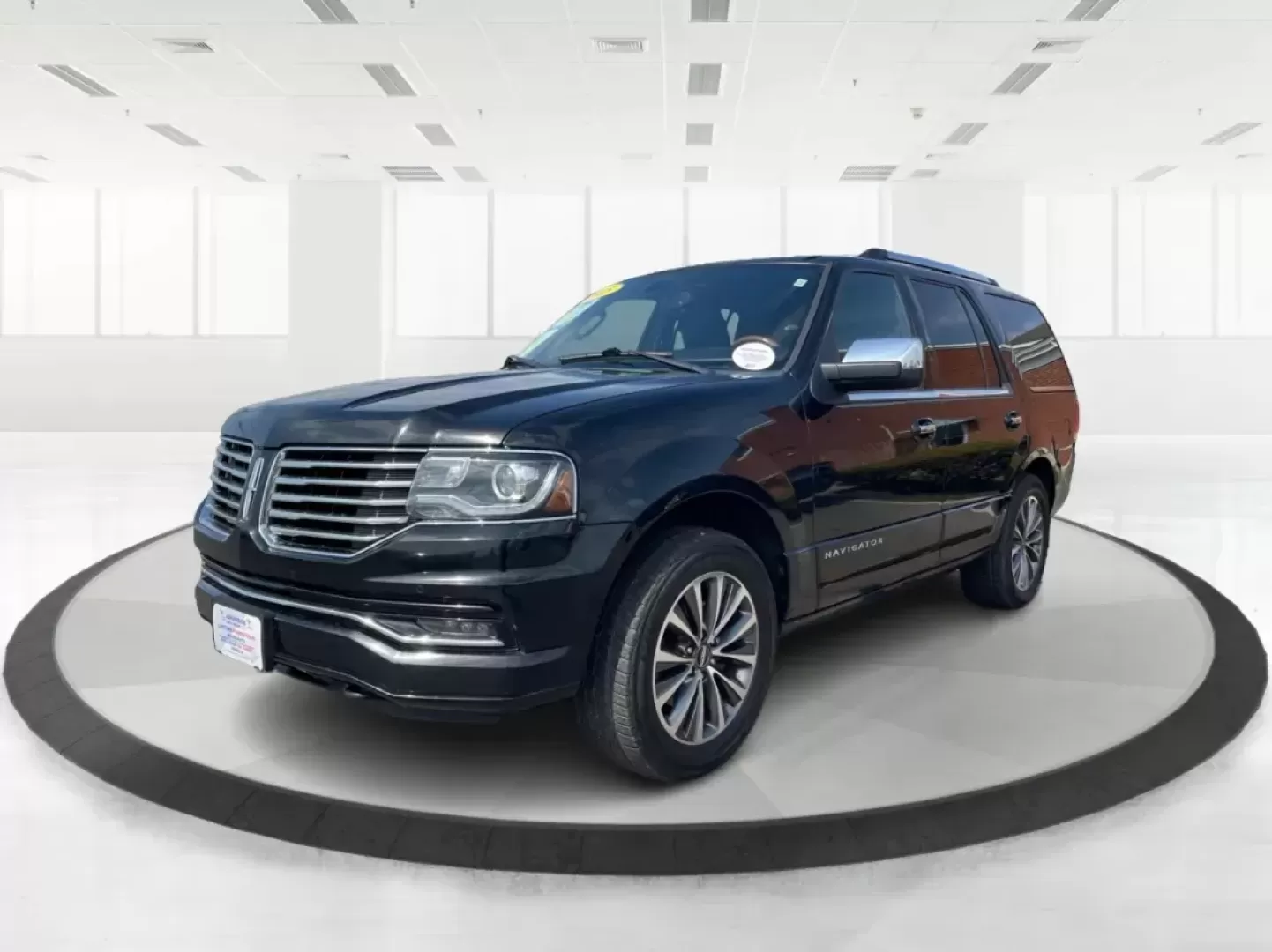 2015 Lincoln Navigator Base (5LMJJ2JT1FE) with an Other engine, located at 1184 Kauffman Ave, Fairborn, OH, 45324, (937) 908-9800, 39.807072, -84.030914 - Photo#7