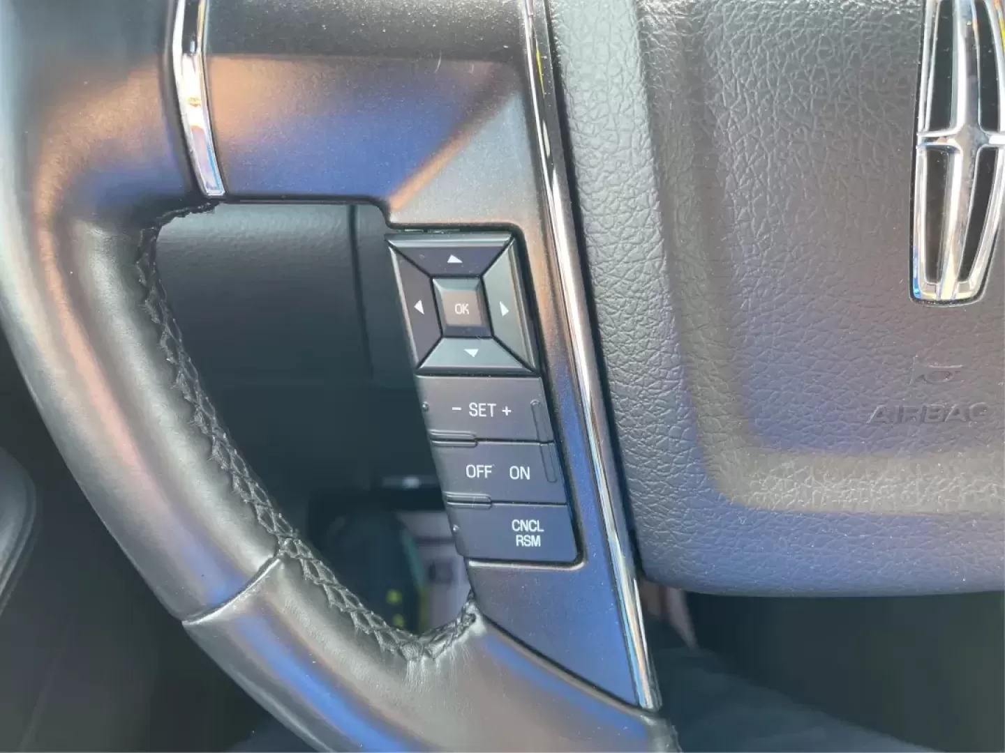 2015 Lincoln Navigator Base (5LMJJ2JT1FE) with an Other engine, located at 1184 Kauffman Ave, Fairborn, OH, 45324, (937) 908-9800, 39.807072, -84.030914 - Photo#15