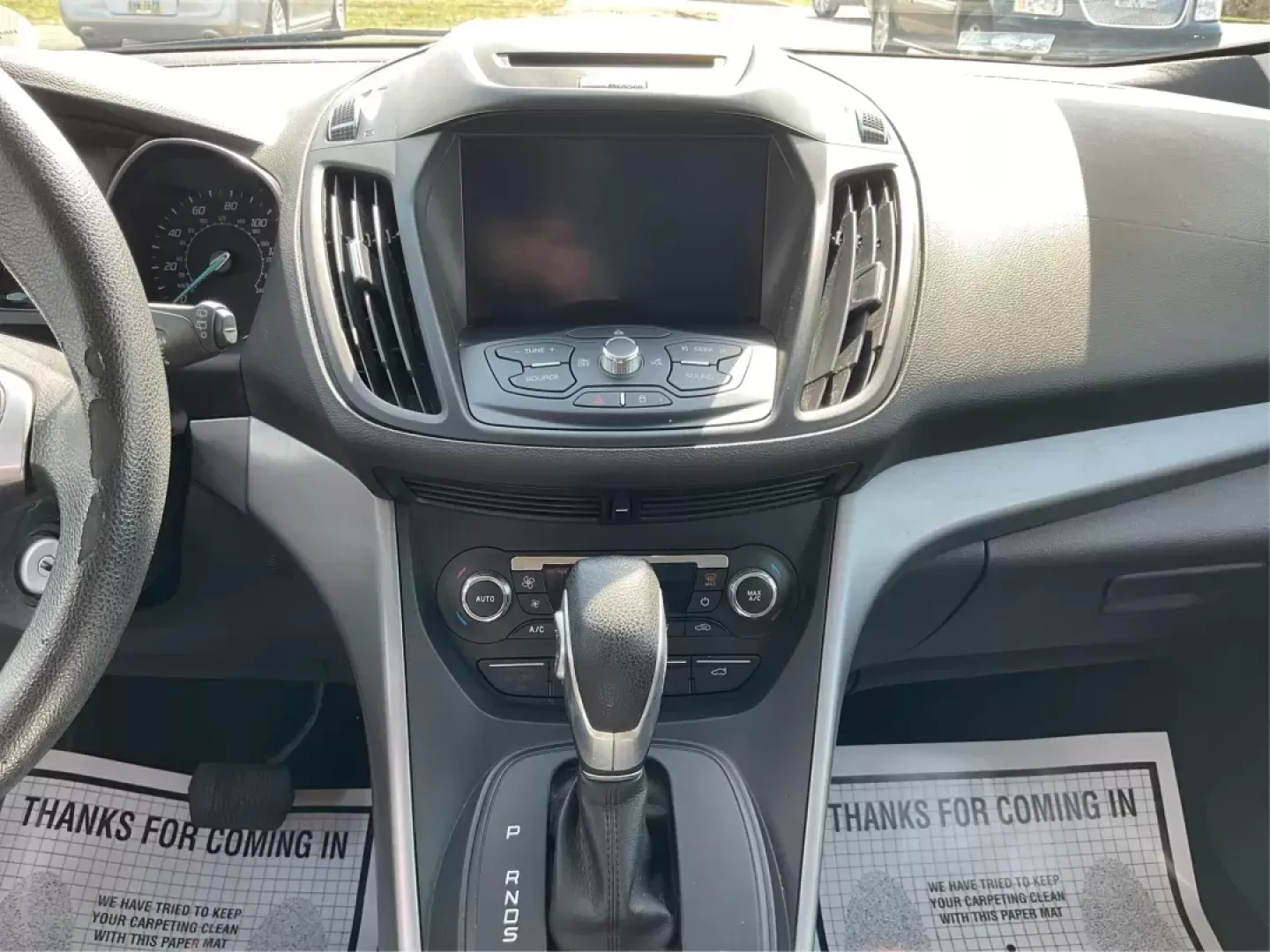 2015 Ford Escape SE (1FMCU9G92FU) with an EcoBoost 1.6L I-4 gasoline direct injection engine, located at 1184 Kauffman Ave, Fairborn, OH, 45324, (937) 908-9800, 39.807072, -84.030914 - 2015 Ford Escape SE - Photo#12