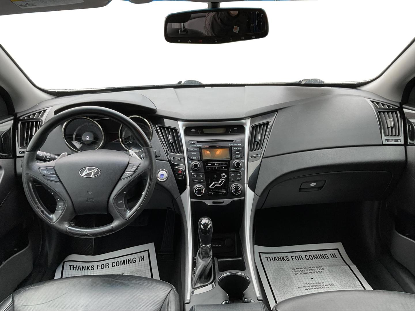 2012 Hyundai Sonata Limited 2.0T (5NPEC4AB7CH) with an 2L I-4 gasoline direct injection engine, located at 1184 Kauffman Ave, Fairborn, OH, 45324, (937) 908-9800, 39.807072, -84.030914 - Photo#19